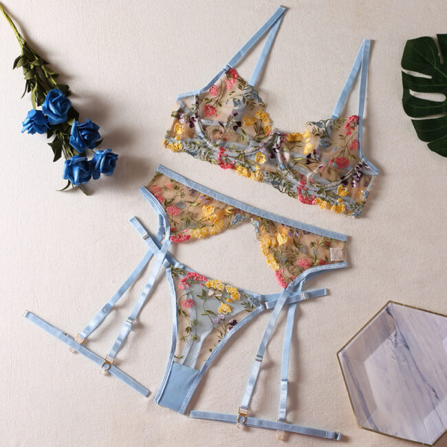 Love of Body - Sensual Lace Underwear Set with Transparent Embroidery and 3-Piece Garters - Image 8