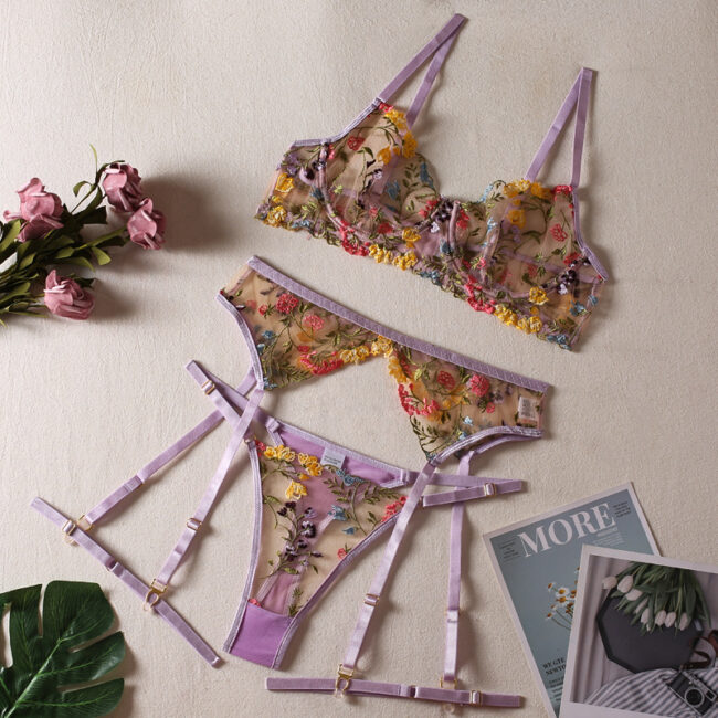 Love of Body - Sensual Lace Underwear Set with Transparent Embroidery and 3-Piece Garters - Image 7